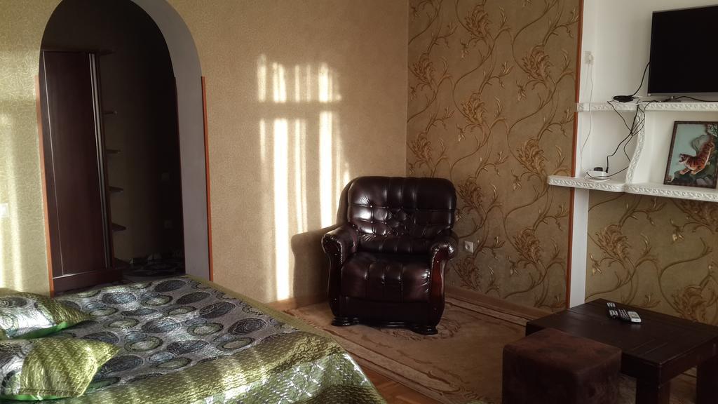 Edemi Hotel Kutaisi Rom bilde